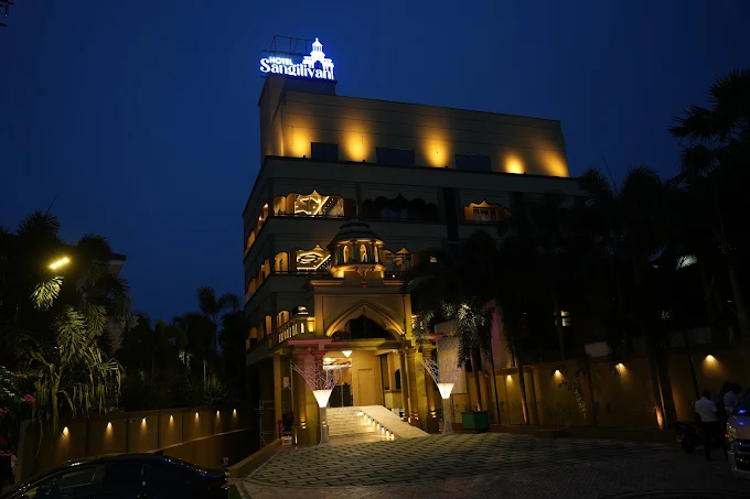 Hotel Sangiliyan illuminated entrance at night